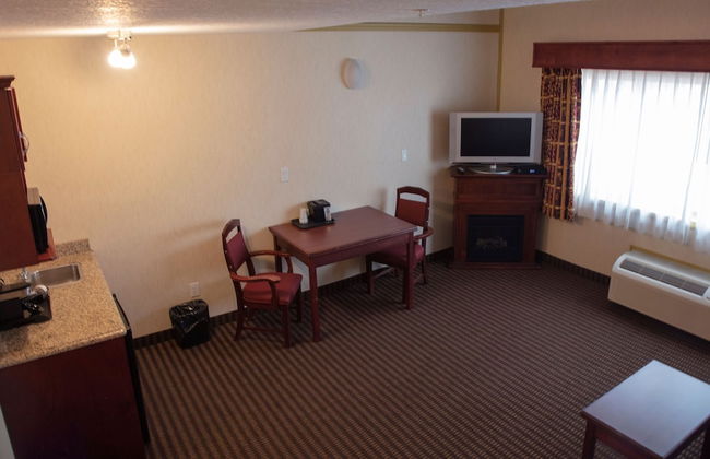 All Stay Suites - Photo 7