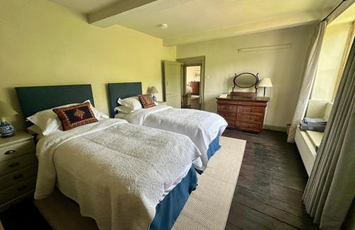 Luxury 4 Bed Farmhouse on Rewilding Estate - Foto 20