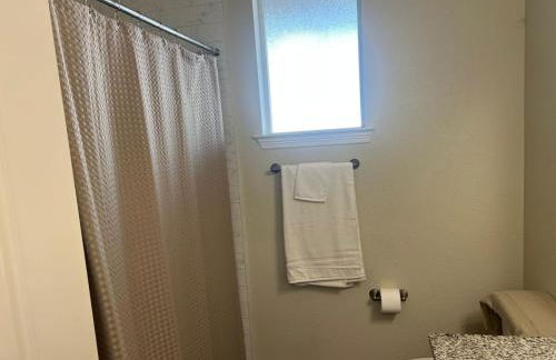 Chic 1BHK Haven Quiet & Relaxing Near Austin - Photo 10