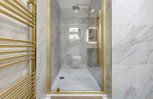 Family friendly 2BR Waterloo Apartment with Terrace walking distance to London Eye Big Ben and station - Foto 19