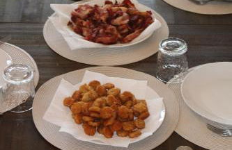 The Hillside B&B. Home w/ Breakfast Service! - Foto 4