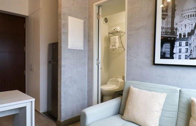 Monochromatic Loft in the Center of Barranco - Foto 3