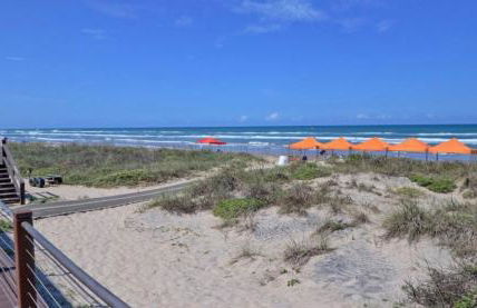 Upscale Modern Villa Private w Terrace in Bahia Mar Beachfront Resort, Heated Pool! - Photo 29