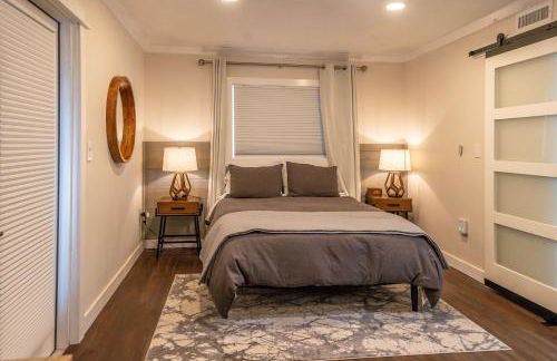 Shares Courtyard Luxury Apt - NEW! - Foto 10