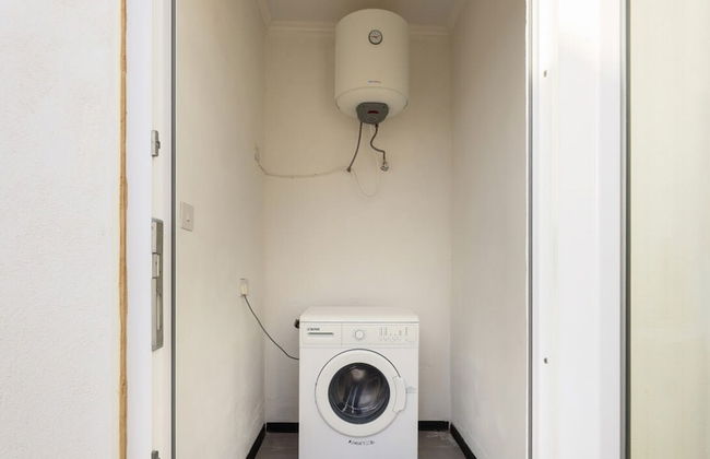 Seafront Penthouse With Unobstructed Sea Views - Photo 21