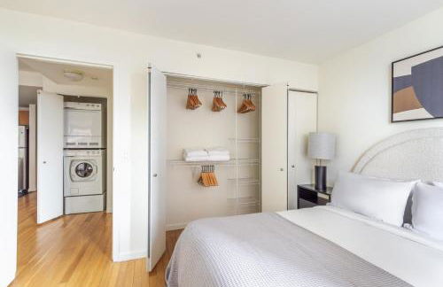 Blueground LIC pool gym nr parks NYC-1787 - Foto 12