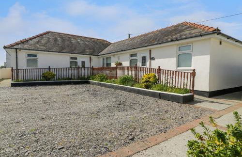 Sea Breeze - Photo 1