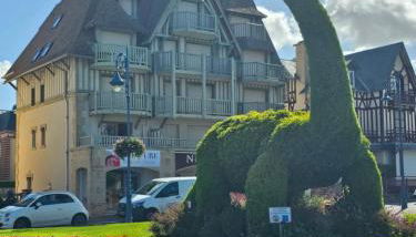 Plazza front de Mer - Photo 2