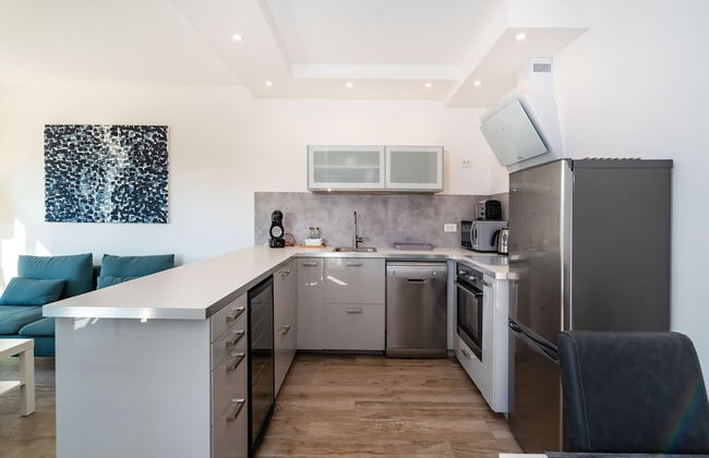 Nice Villa With Private Pool, Fenced Garden, Roofed Terrace, Near the Beach - Foto 8