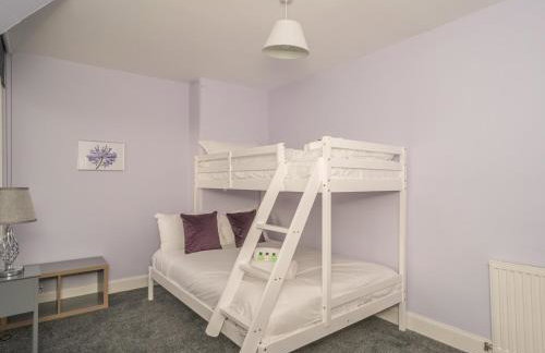 Charming Family House in Rosewell - Pass the Keys - Foto 21