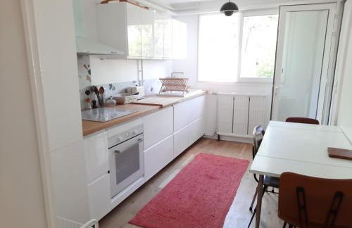 Loue maison 10 couchages à La Rochelle avec jardin, proche plage - Foto 5