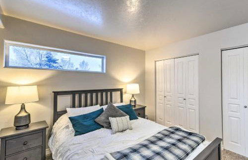 Cozy Anchorage Townhome Less Than Half Mile to Jewel Lake! - Foto 22