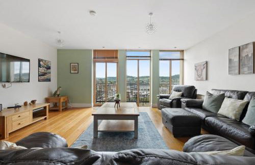 By the Bridge by Toppo - Foto 12