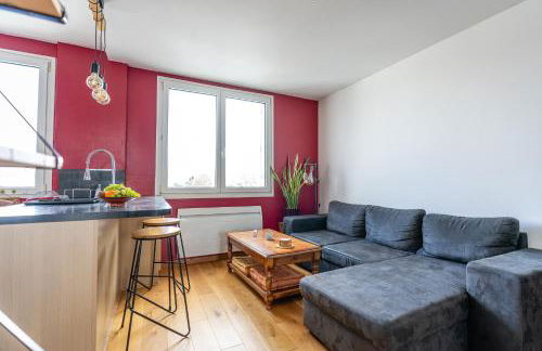 Le St Jacques 360 - CALME - WIFI Fibre Très Haut Débit - Lumineux - Proche Gare PIRMIL - Foto 9