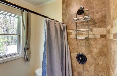 Pet-Friendly Black Mountain Vacation Home with Deck - Foto 14