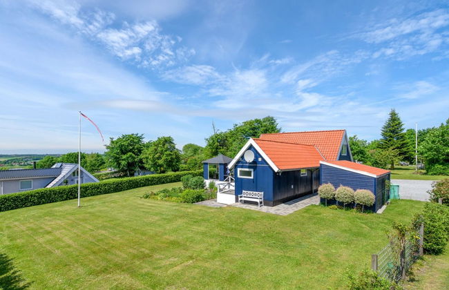 "Edvia" - 700m to the fjord - Photo 4