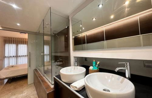 Amplio y Lujoso con vistas - Foto 12