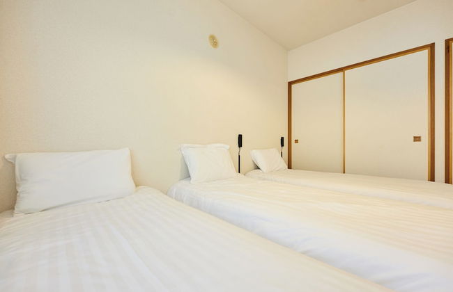 Fine court Yamahana - Photo 13