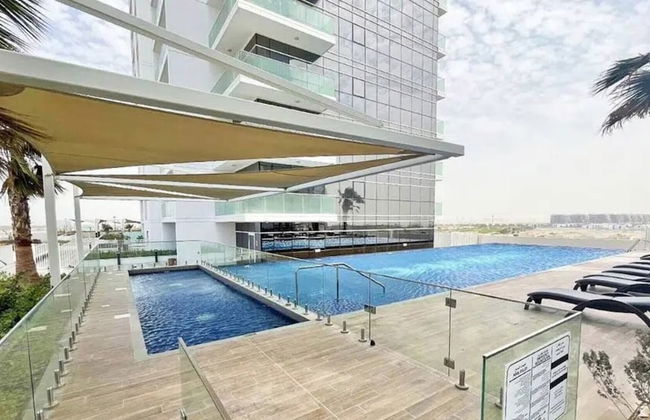 Tanin - Stunning Dubai Skyline View From this Sleek Studio - Photo 12