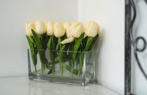 New - MiJa basement Loft Apartment steps from Beach - perfect for Sun and Sport Seekers - Foto 54