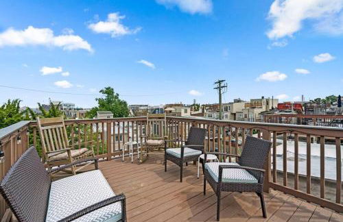 Federal Hill Luxury with Parking & Harbor View Rooftop - Foto 13