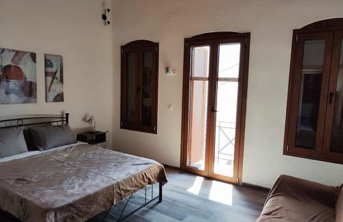 Seafront two-storey house in Kardamyla - Foto 21