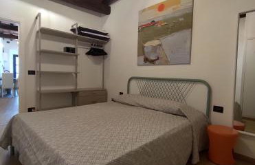 Charming Little House 2 kilometers from the Historical Centre in a typical Florentine district right next to the Tram and Bus stops by Florence Holidays Apartments - Foto 2