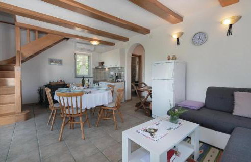 Amazing Home In Ostrobradic - Foto 20