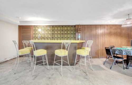 Spacious 2 bedroom home in Niles, Illinois with office, full kitchen and 2 baths - Foto 24