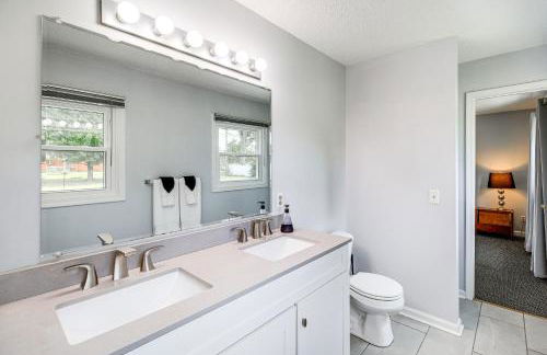 Retreat with Fenced Backyard in Kingsport! - Foto 13