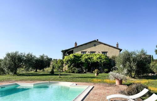 Tenuta di campagna con piscina immersa nel verde - Foto 1