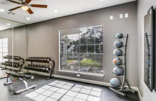 Resort Style Apt/Home in Houston Medical Centre - Foto 19