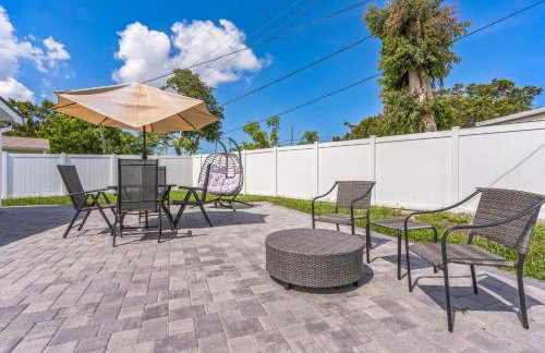 3Bd 2Ba House with Parking Laundry and Large Patio - Foto 10