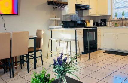 Retro Place - 2 bedroom & 1 bathroom - GREAT VALUE - Foto 18