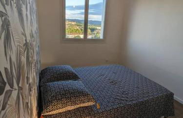 Appartment - vue imprenable sur la cité médiévale - Parking gratuit - Climatisé - Foto 10