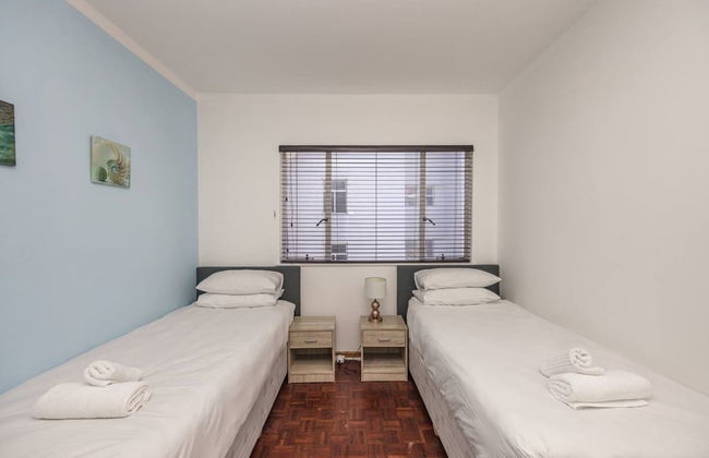 Centrally Located 2 Bedroom Apartment in Cape Town - Foto 5