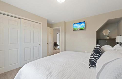 Mapleton - Workfriendly, football table, yard, free parking - Photo 25