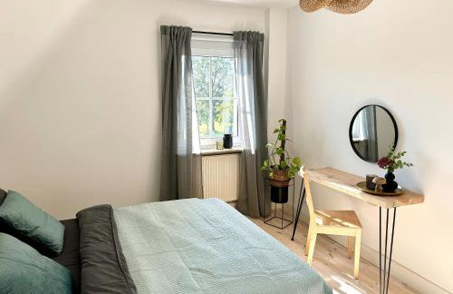 Stilvolles Haus mit Naturgarten & Weitblick - für Familien & Freunde - Foto 31