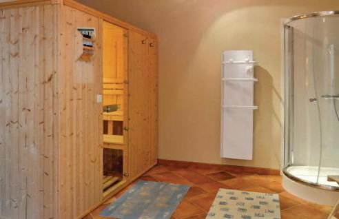 Lovely Home In Sainte Alvère With Sauna - Foto 4