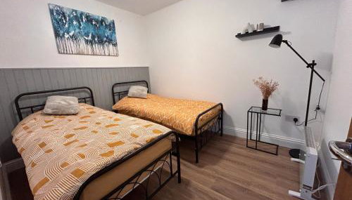 Vibrant Bungalow 2 Bedroom Flat with secure private parking - Foto 3