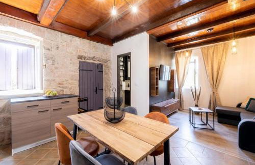 Stone House Prapatna-Two Bedroom Holiday Home with Swimming Pool - Foto 13