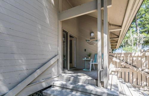 New Listing! Water Views with Short Walk to Dataw Clubhouse and Pool - Sleeps 6 - Foto 33