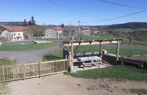 Gîte rénové au cœur de l'Auvergne - FR-1-582-336 - Foto 16