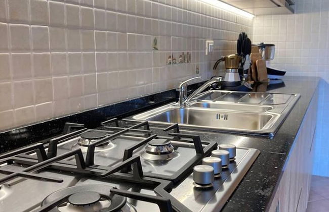 Modern Apartment Near to the Gran Sasso, Italy - Foto 6