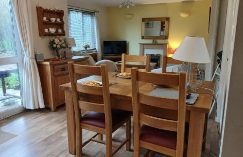 Cosy 3 Bedroom House on Cornish estate with pool - Foto 22