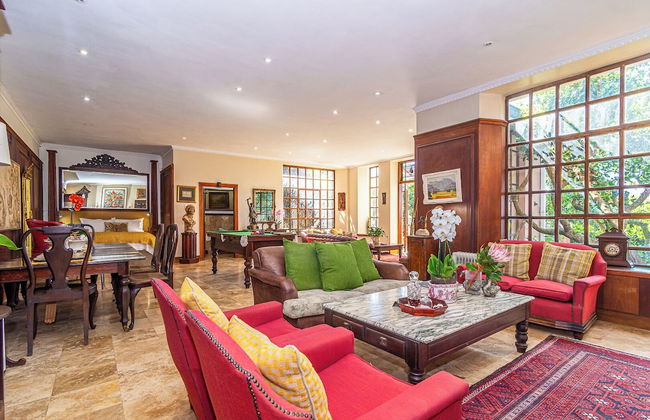 Kennedy's Beach Villa - Photo 26