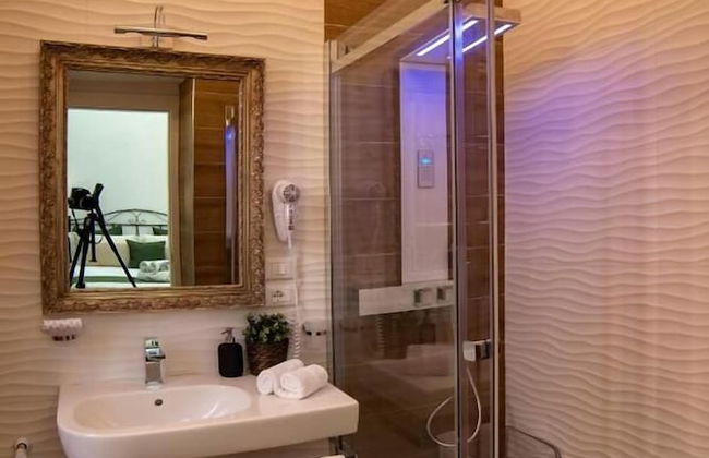 Luxury Apartment with SPA - Photo 19