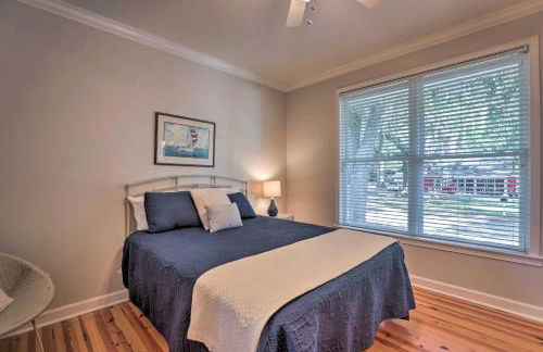 Lakefront Retreat with Game Room and Private Dock! - Foto 20