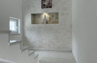 Regina Maris - Photo 24