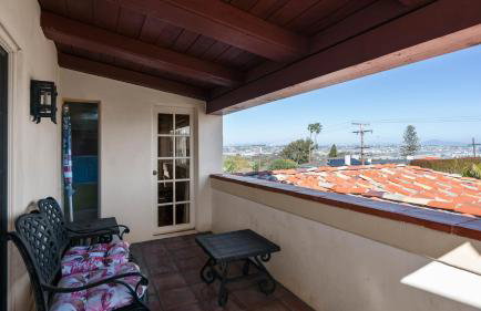 Mediterranean-Style Villa in Point Loma - Foto 24